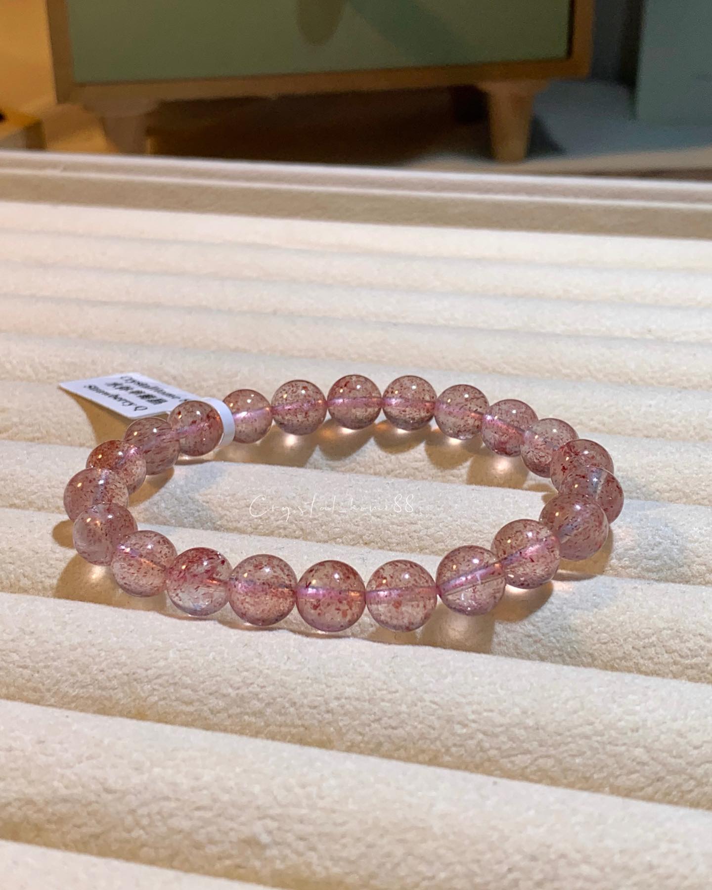 水体草莓晶 Strawberry Quartz