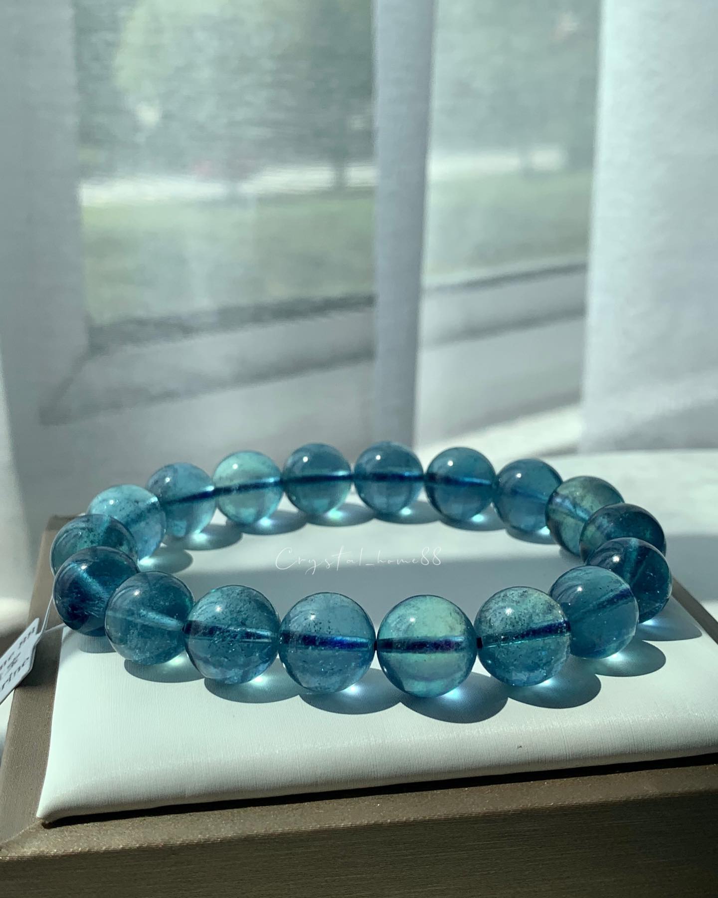 收藏级 · 碎冰魔鬼蓝海蓝宝 Aquamarine