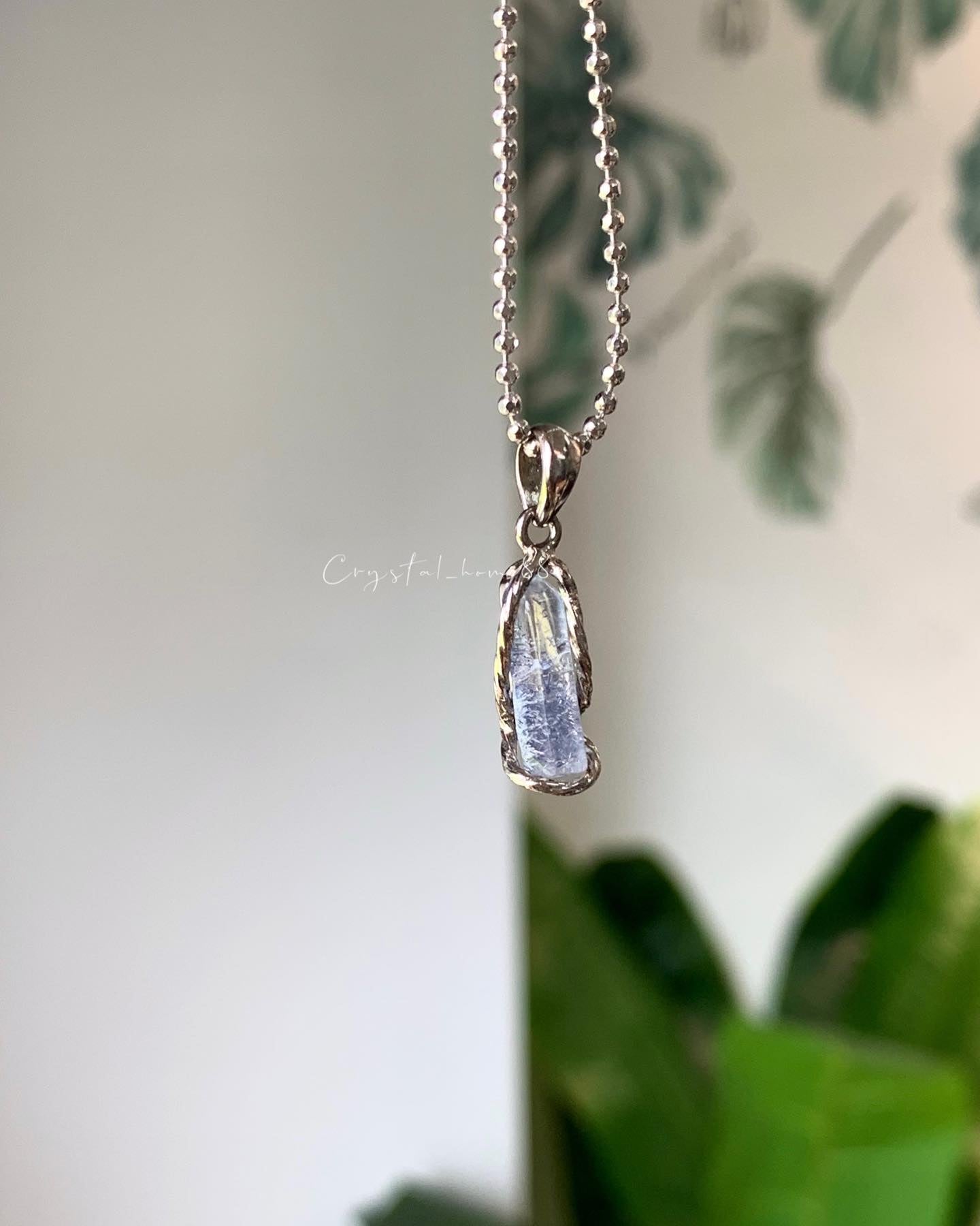 蓝线石吊坠 Dumortierite