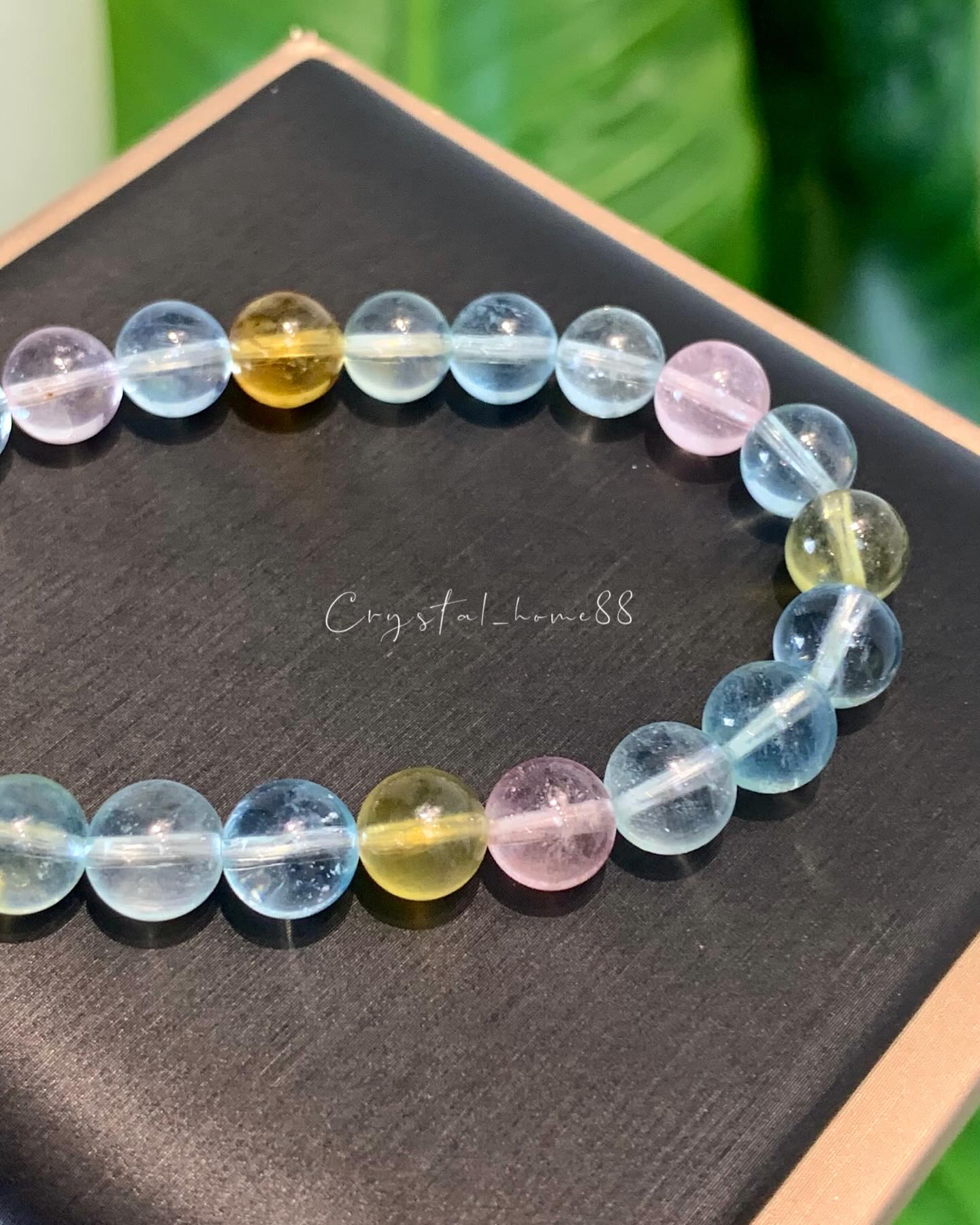 透体摩根石 Morganite（M21)