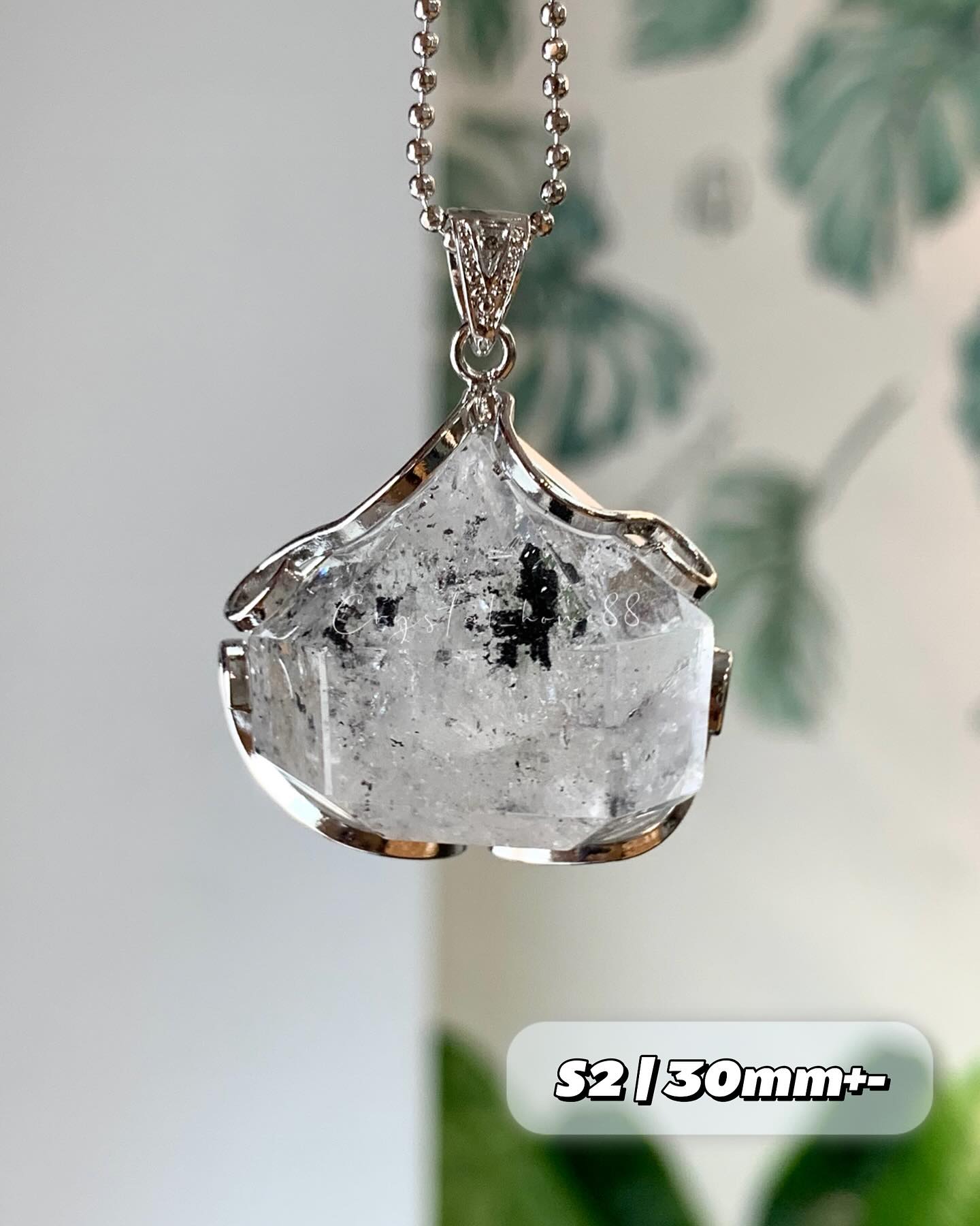 黑闪灵钻 Black Herkimer Pendant（H30B）