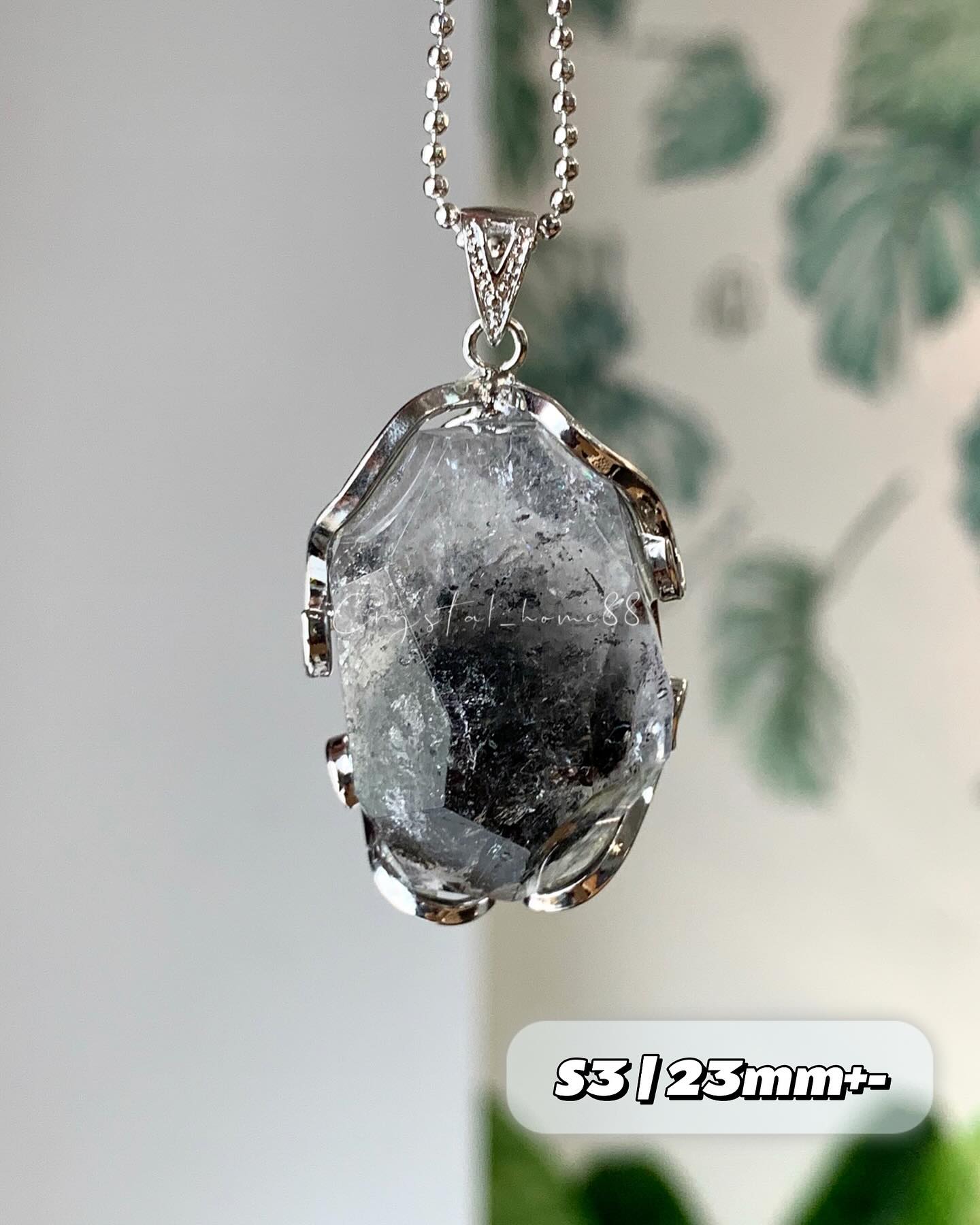 黑闪灵钻 Black Herkimer Pendant（H30B）